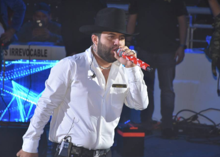 Luis R Conriquez expresa su descontento tras sanción en Chihuahua