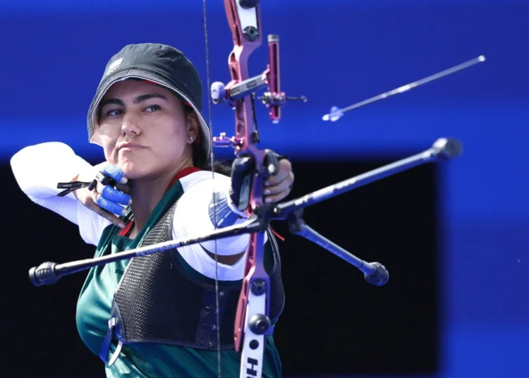 Alejandra Valencia avanza a octavos de final en París 2024