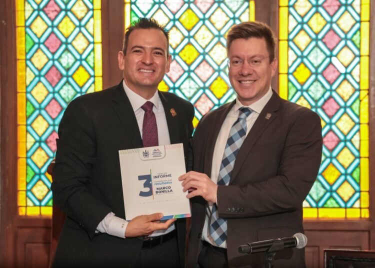Entrega del tercer Informe de Gobierno por el alcalde Marco Bonilla