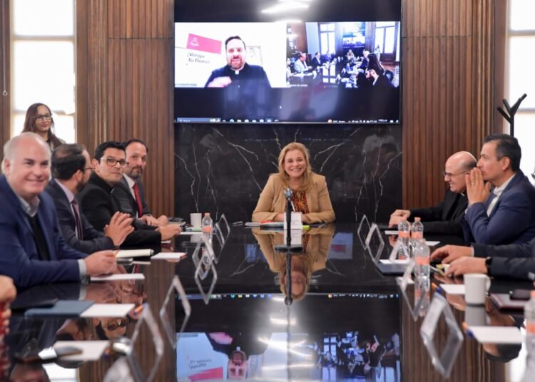 Anuncia Maru Campos llegada de la Universidad Anáhuac a Chihuahua