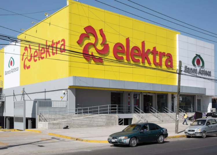 Elektra celebra su 74 aniversario con un año de compras gratis