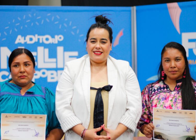 Premio Indígena Literario “Erasmo Palma” 2024 galardona a escritoras rarámuris