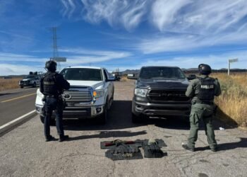 Aseguran armas, vehículos y equipo táctico en Huajumar, Ocampo
