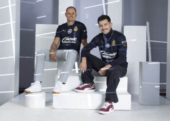 Chivas presenta su nuevo jersey alternativo