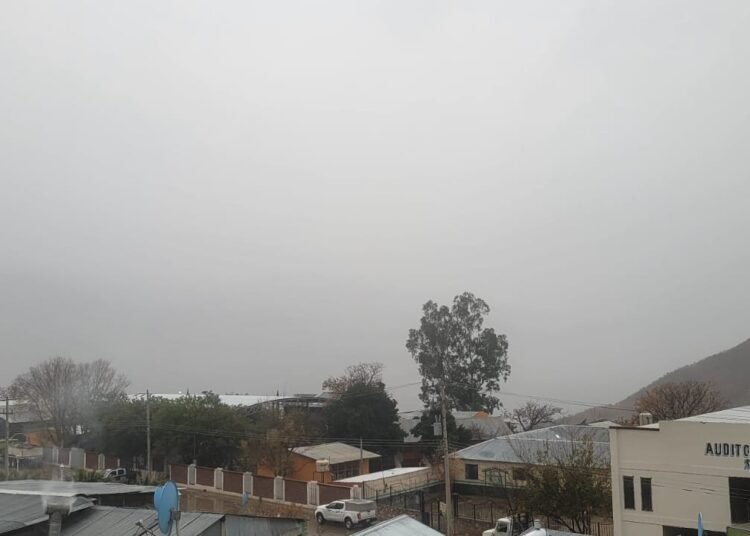 Cierran tramos carreteros por Segunda Tormenta Invernal