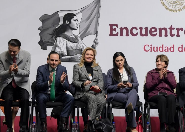 Maru Campos participa en el Encuentro Nacional Municipal en CDMX