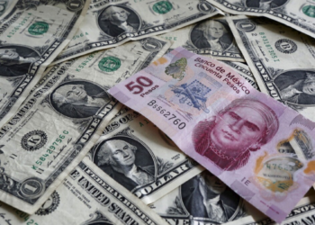 Dólar a $20.73: Impacto de Políticas de Trump