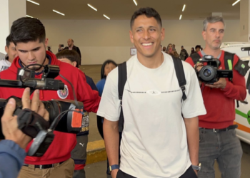 Luis Romo, nuevo refuerzo de Chivas para el Clausura 2025