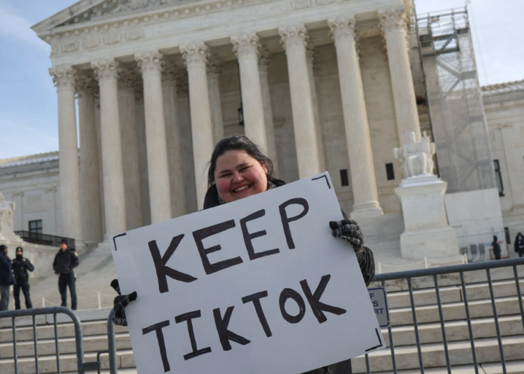 Creadores de TikTok enfrentan la posible prohibición de la plataforma en EE.UU.
