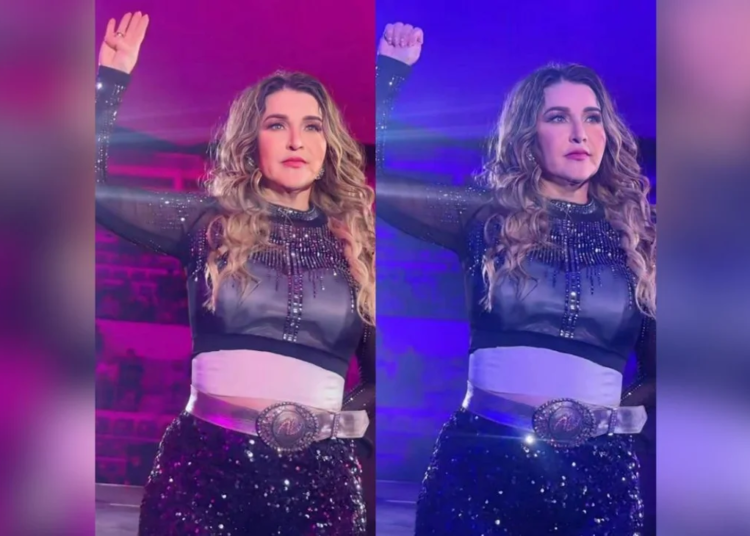 Alicia Villarreal genera preocupación tras hacer señal de auxilio en concierto