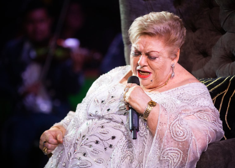 Muere Paquita la del Barrio a los 77 años