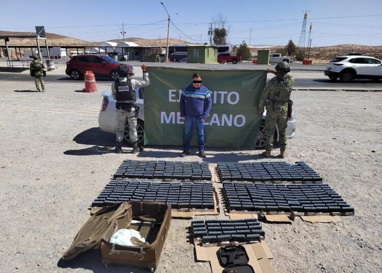 Detienen a agente de la Policía Estatal con más de 8 mil cartuchos; estaba en proceso de baja