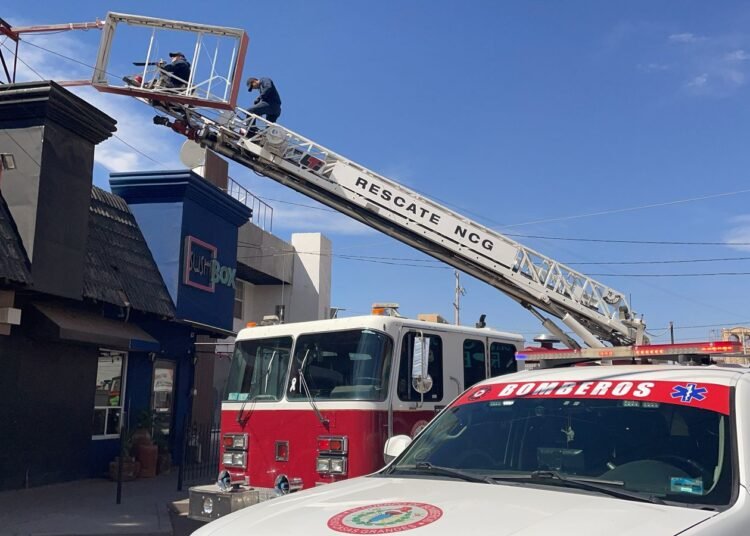 Restablecen circulación en carreteras tras cierre por tolvaneras
