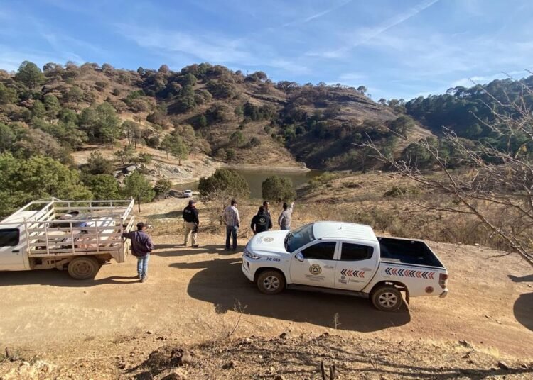 Implementa Gobierno del Estado operativo aéreo y terrestre para controlar incendio en Moris