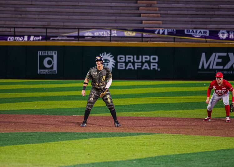 Caliente de Durango vence a Dorados de Chihuahua con gran ofensiva de Ricky Álvarez