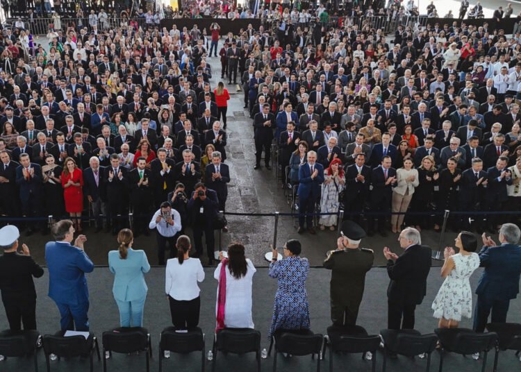 Maru Campos acompaña a Claudia Sheinbaum en la presentación del Plan México