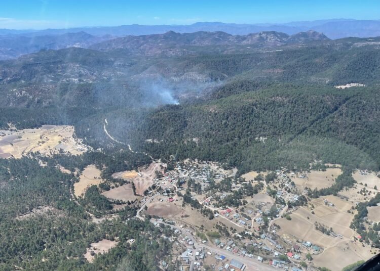 Refuerza Gobierno del Estado acciones para atender incendios forestales en Ocampo