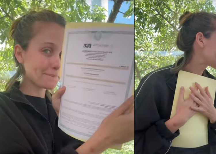 Natasha Dupeyrón celebra un gran logro personal: concluye la preparatoria