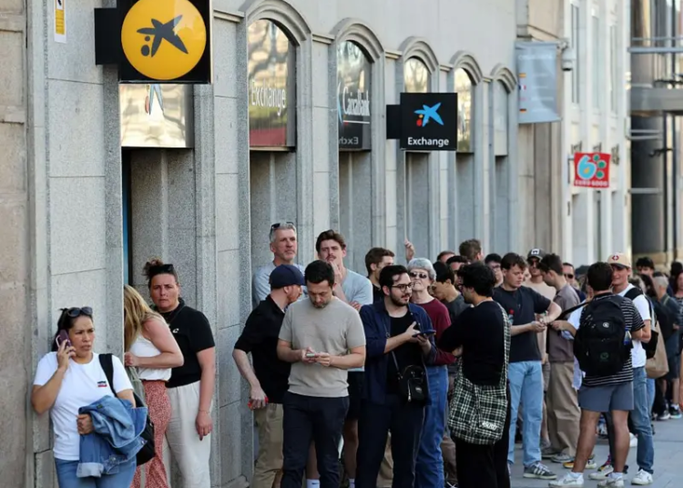 Histórico apagón deja a millones sin electricidad en España y Portugal