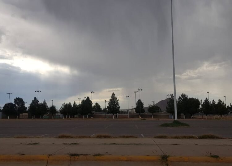 Prevén lluvias y tolvaneras esta tarde en la región fronteriza: Protección Civil