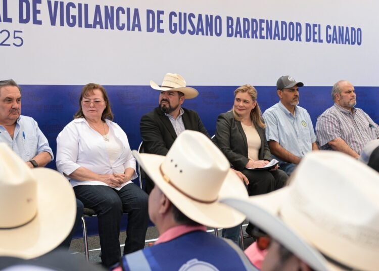 Maru Campos lanza Programa Estatal de Vigilancia contra el Gusano Barrenador del Ganado