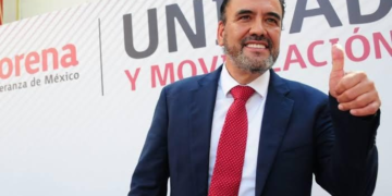 Juan Carlos Loera no descarta buscar la gubernatura en 2027