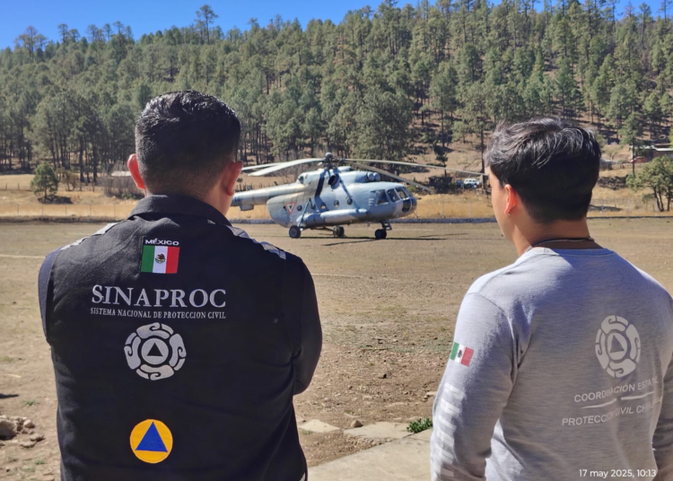 Refuerza CEPC combate a incendio forestal en Madera junto a autoridades federales