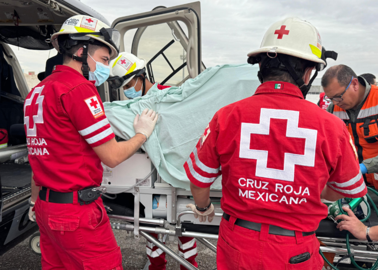 Trasladan vía aérea a un bebé de Juárez a Chihuahua para atención médica especializada