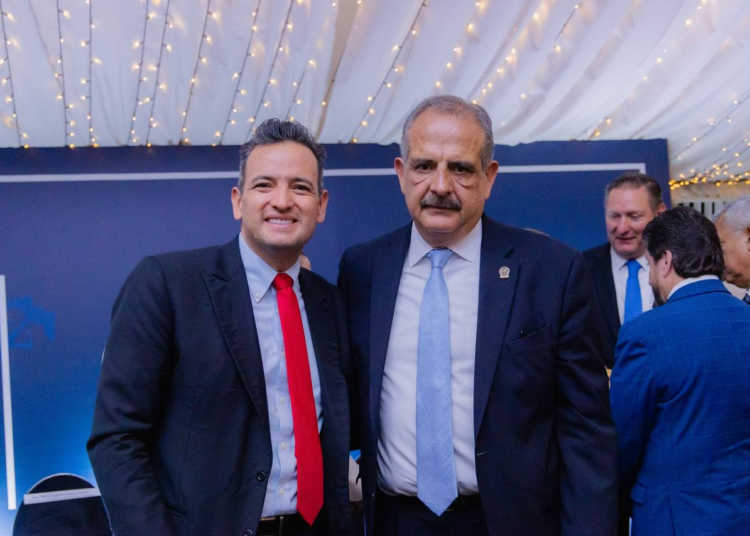 Bonilla respalda a Alejandro Lazzarotto como nuevo presidente de CANACO Chihuahua