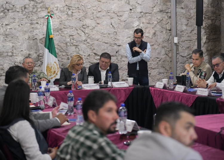 Maru Campos encabeza mesa de seguridad en Guadalupe y Calvo; refuerzan operativos para devolver la paz a la región