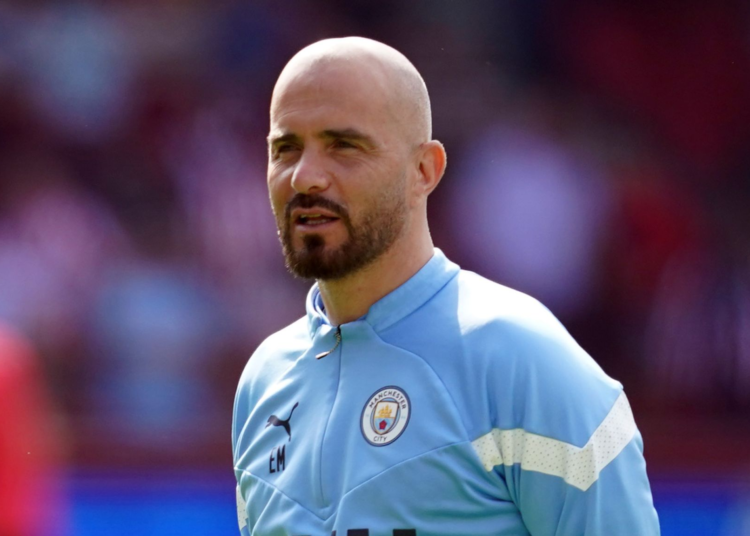 Enzo Maresca justifica el rendimiento del Chelsea por acumulación de partidos, pero periodista lo desmiente