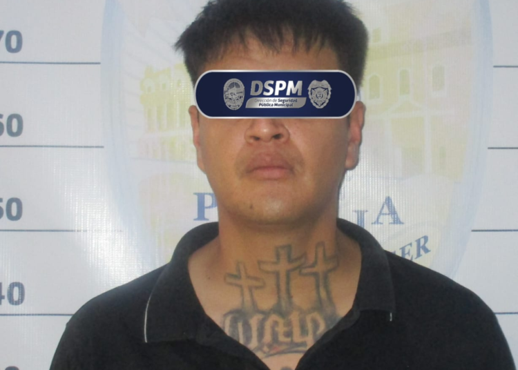 Detienen a joven por presunta falsedad de declaración tras reportar robo con violencia en Chihuahua