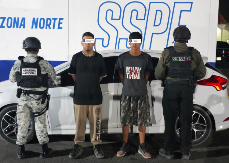 Detienen a dos sujetos con droga y vehículo vinculado a homicidio en Ciudad Juárez