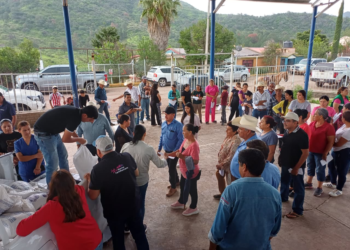 Vacunan contra el sarampión a habitantes de la Sierra Tarahumara