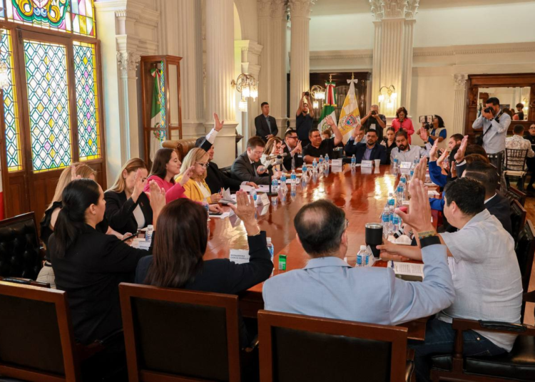 Aprueba Cabildo sesión solemne para cuarto informe del alcalde Marco Bonilla