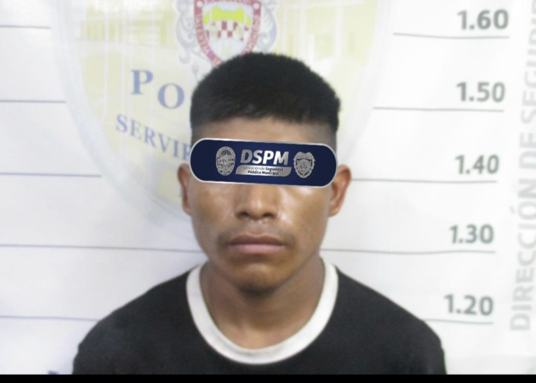 Detienen a joven en la colonia Dale con medidores y tubería de cobre presuntamente robados