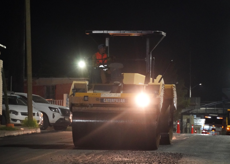 Municipio avanza en recarpeteo de lateral del Periférico de la Juventud