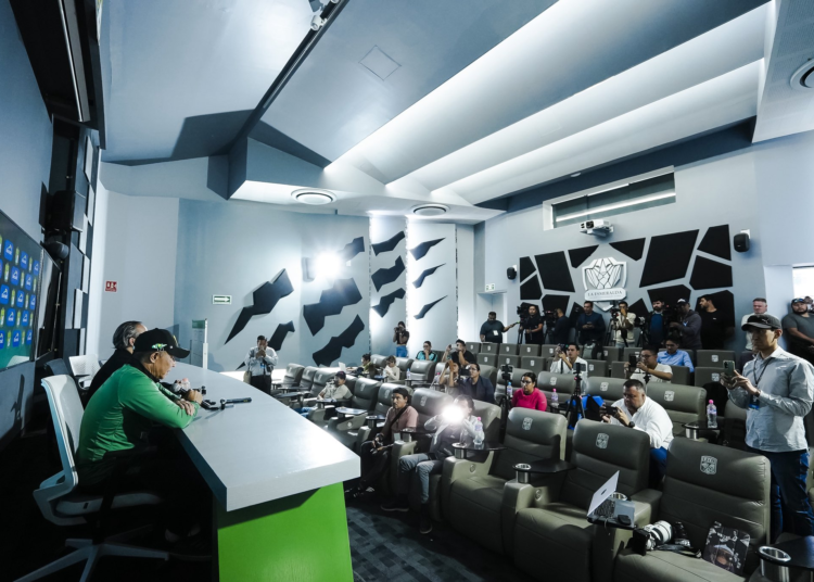 Nacho Ambriz regresa al banquillo del Club León