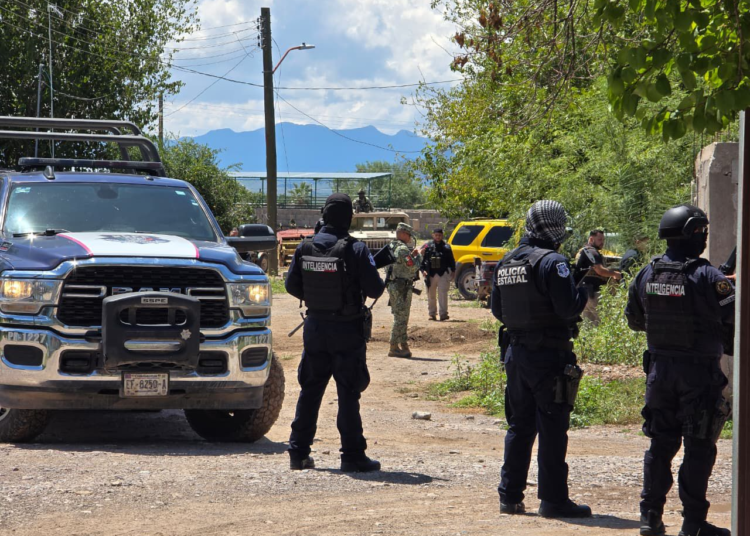 SSPE asegura vehículo robado y equipo táctico en Aldama