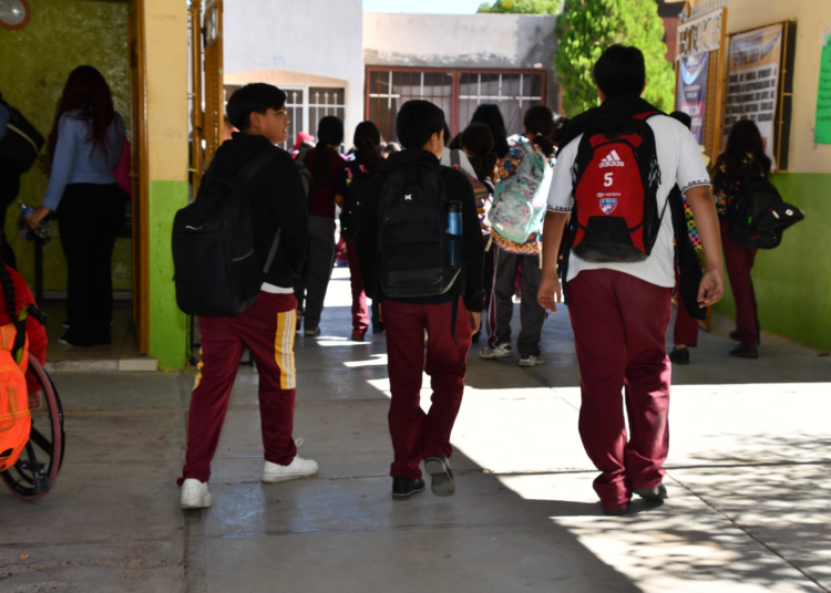 Más de 34 millones de alumnos regresan a clases en México; en Chihuahua son 700 mil