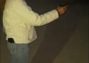 🚨 Jóvenes en Saltillo generan alarma al exhibir réplicas de armas en redes sociales