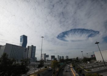 🌤️ Fenómeno natural sorprende en el cielo de Puebla
