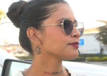 📚 Polémica en kínder de La Laguna por maestra con tatuajes visibles