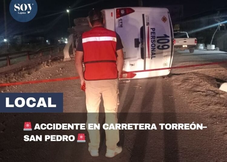 Accidente de camión de pasajeros en la carretera Torreón–San Pedro deja un lesionado