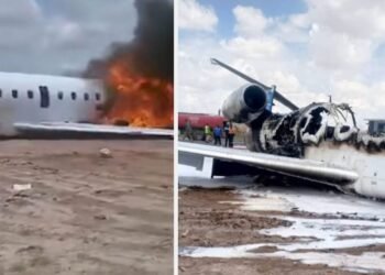 AVIÓN CON FUNCIONARIOS SE SALE DE LA PISTA Y ESTALLA EN LLAMAS EN LA REPÚBLICA DEL CONGO; PASAJEROS GRABAN EL MOMENTO