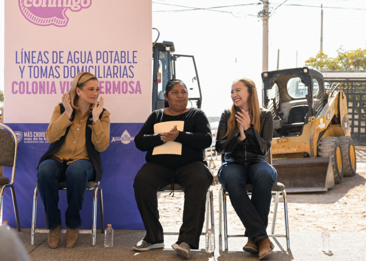Maru Campos da inicio a la construcción de red de agua potable en colonia Vista Hermosa
