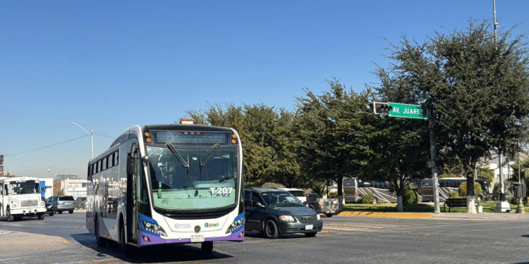 Desvío temporal del Bowí por desfile de la Revolución Mexicana