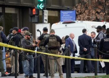 Mueren dos elementos de la Guardia Nacional en tiroteo cerca de la Casa Blanca