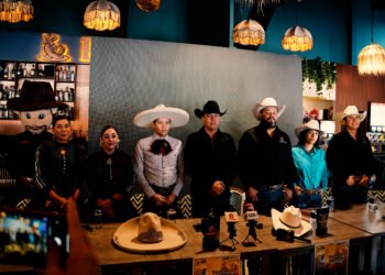 🔥 Vaqueros contra Charros llenará de adrenalina el Centro de Convenciones de Torreón