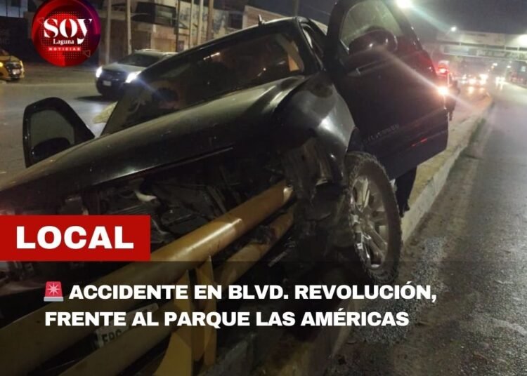 Accidente vehicular deja a conductora lesionada en Blvd. Revolución, Torreón
